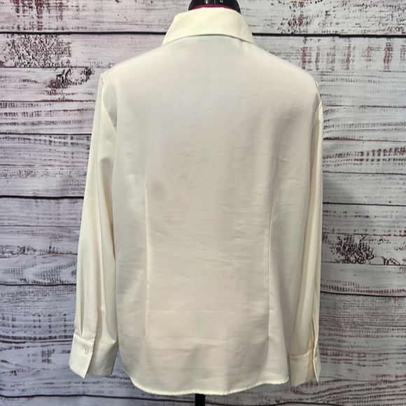KAREN SCOTT LG PETITE CREAM COLORED BLOUSE - Picture 5 of 9